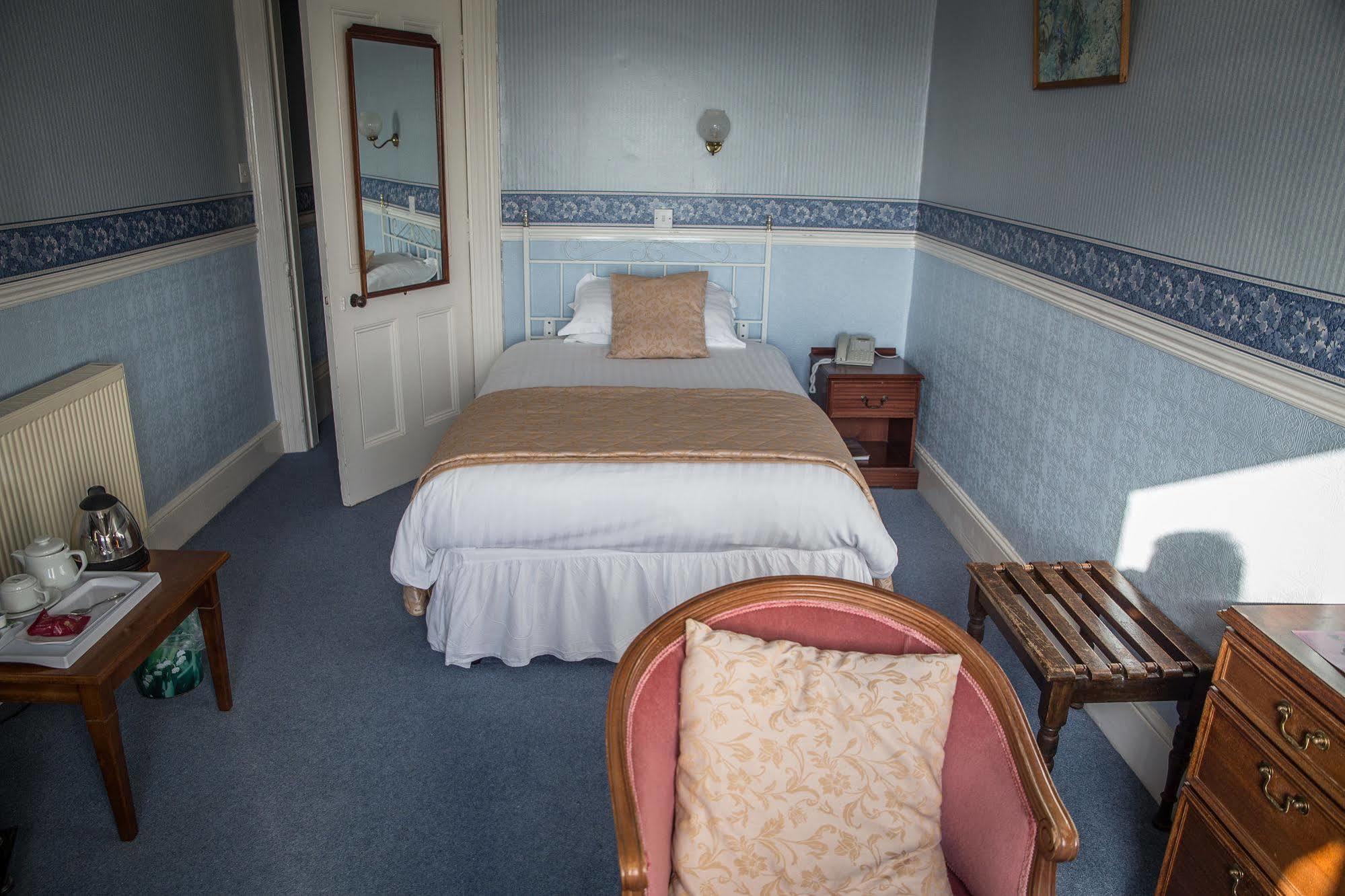 The Queens Hotel Penzance Exterior foto